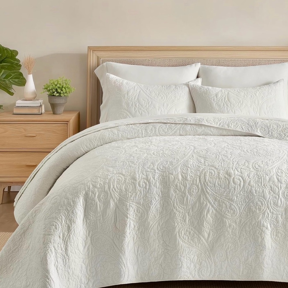 EVERGRACE 100% Cotton Paisley Quilt Set, Queen Full/Queen Paisley Flax white